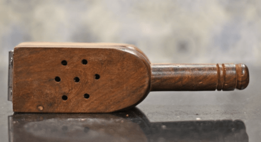 WOODEN LEMON SQUEEZER - Image 2